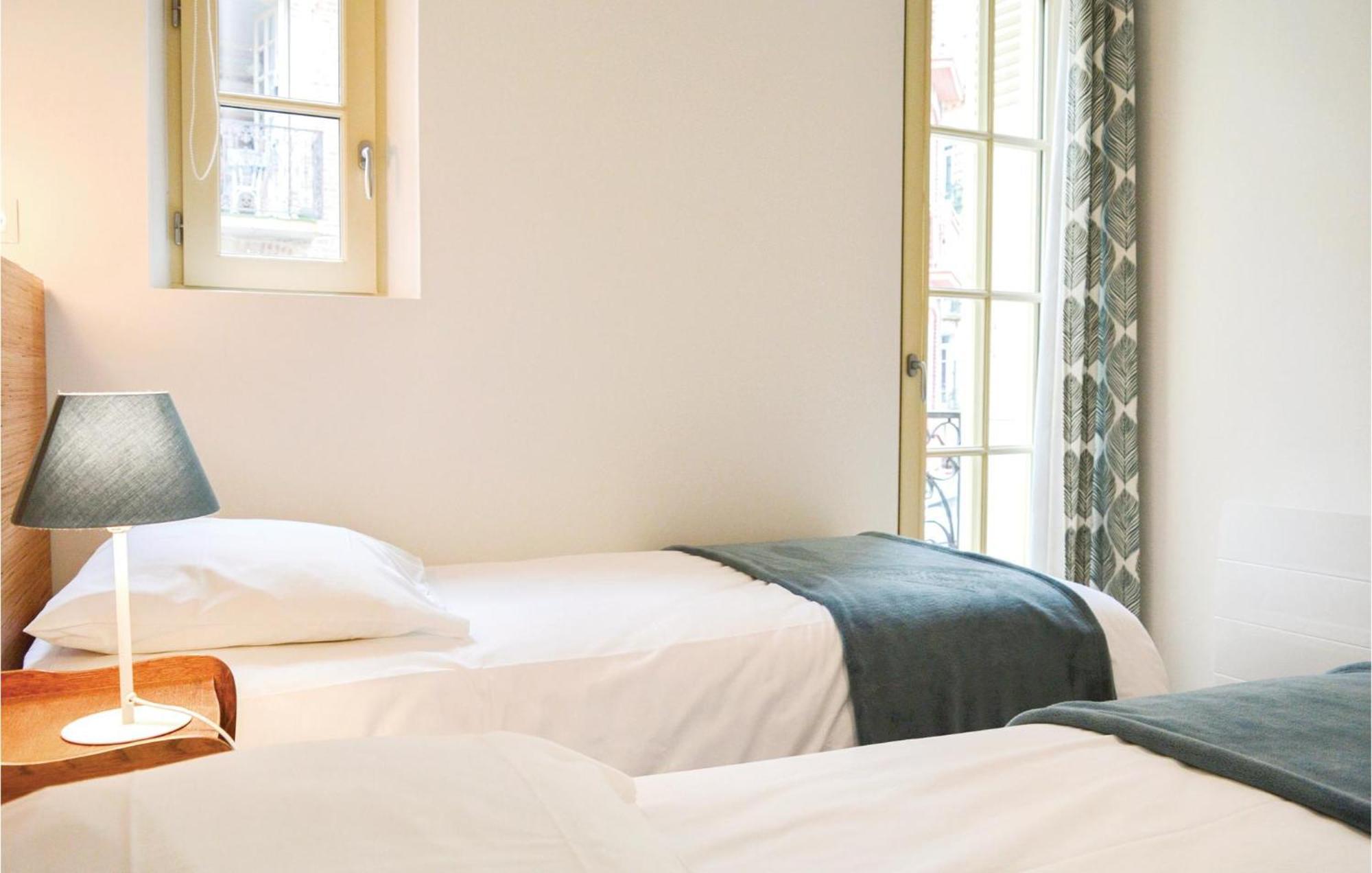 2 Bedroom Awesome Apartment In Mers-Les-Bains Dış mekan fotoğraf