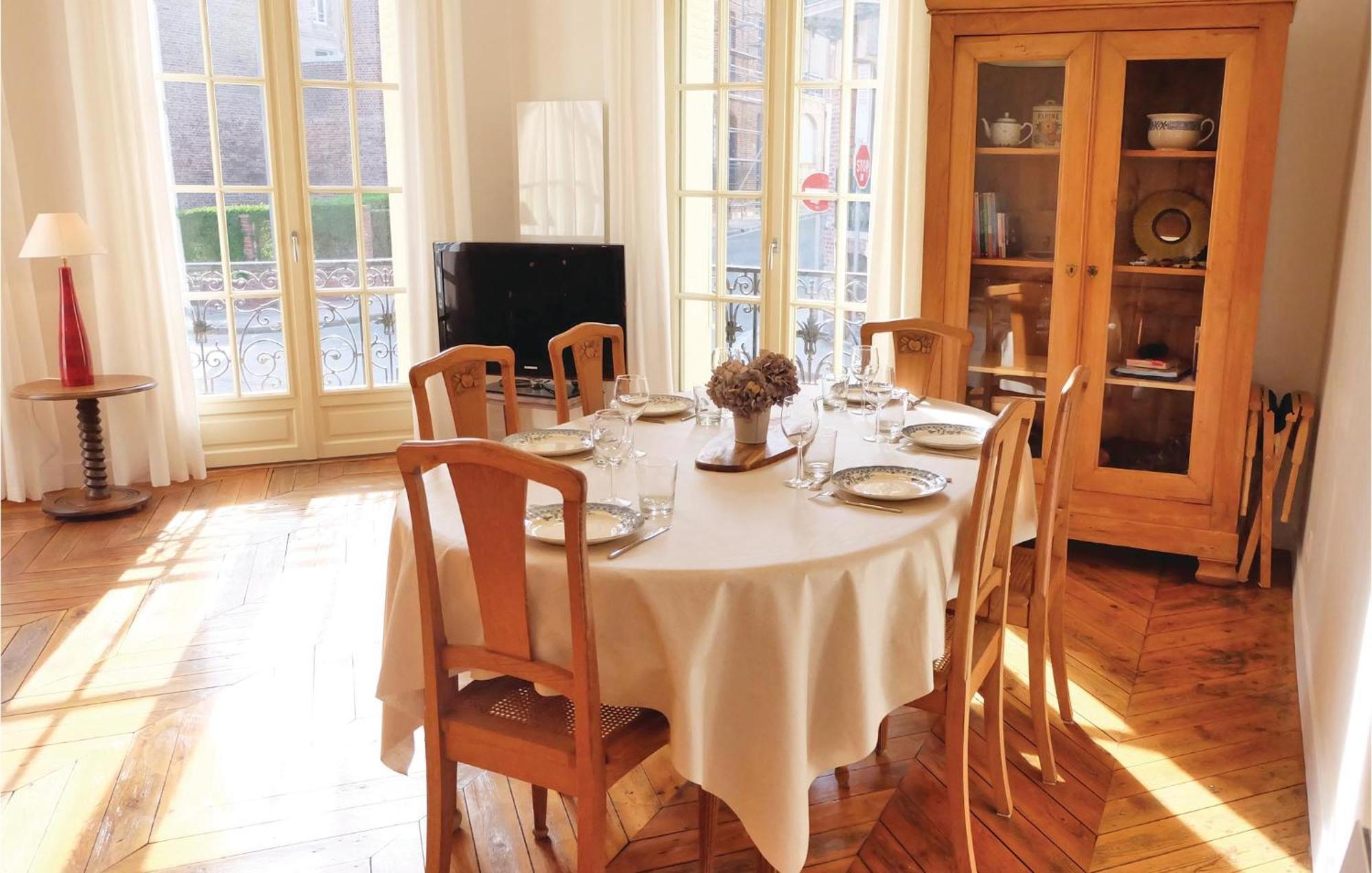 2 Bedroom Awesome Apartment In Mers-Les-Bains Dış mekan fotoğraf