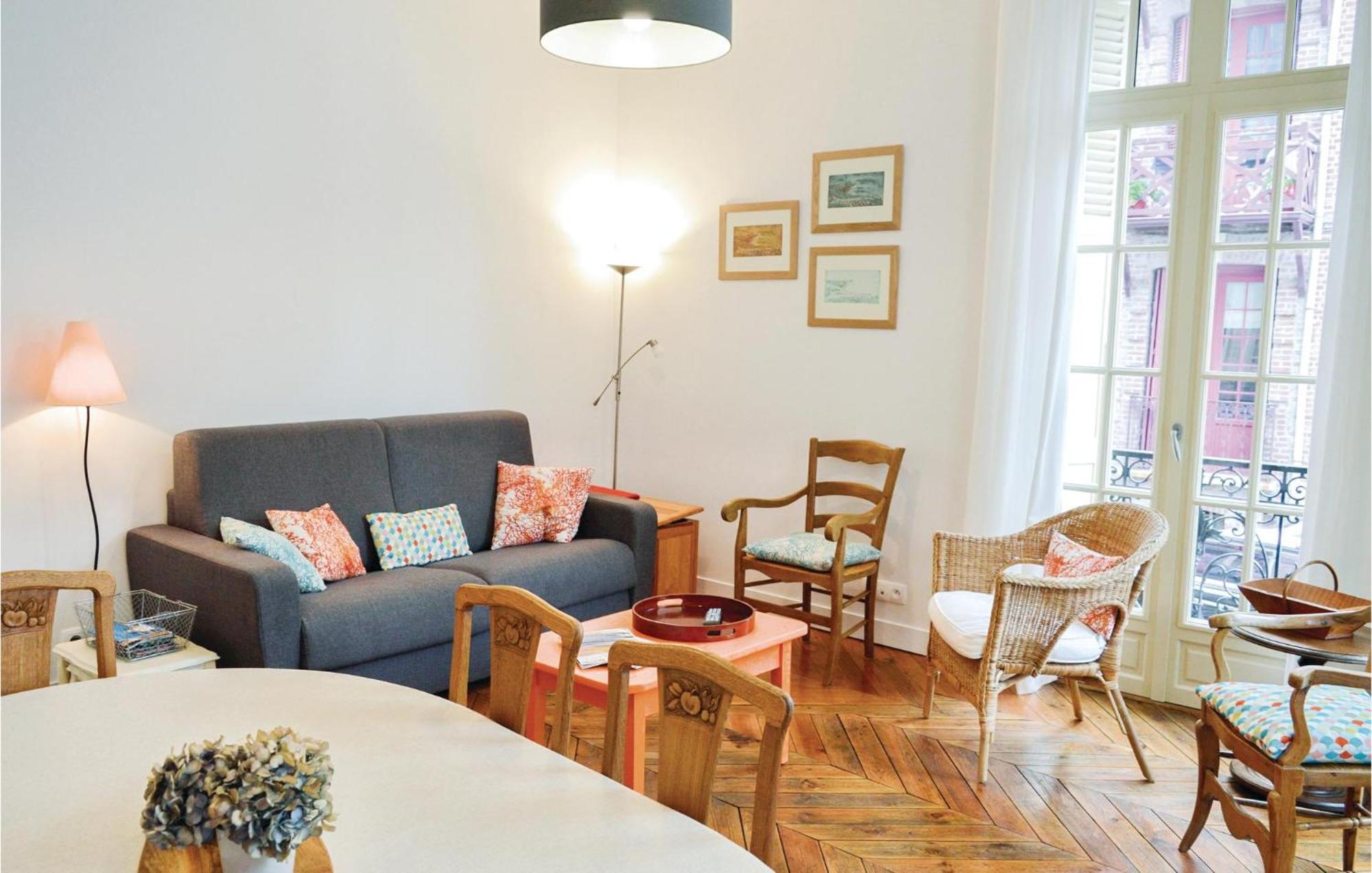 2 Bedroom Awesome Apartment In Mers-Les-Bains Dış mekan fotoğraf